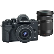 OLYMPUS OM-System E-M10IV 1442EZ DZ kit fekete/fekete/fekete MILC fényképezőgép KIT