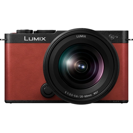 Panasonic Lumix S9 + Lumix S 20-60mm f/3.5-5.6 MILC fényképezőgép KIT (piros)