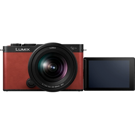 Panasonic Lumix S9 + Lumix S 20-60mm f/3.5-5.6 MILC fényképezőgép KIT (piros)