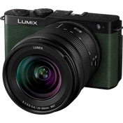 Panasonic Lumix S9 + Lumix S 20-60mm f/3.5-5.6 MILC fényképezőgép KIT (zöld)