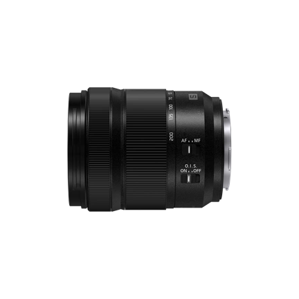 Panasonic Lumix S 28-200mm f/4-7.1 Macro O.I.S.