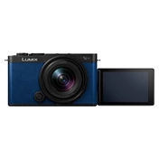 Panasonic  Panasonic Lumix S9 + Lumix S 18-40 mm f/4.5–6.3 MILC fényképezőgép KIT (kék)