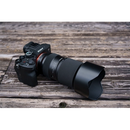 TAMRON 50-300mm f/4.5-6.3 Di III VC VXD (Sony E)